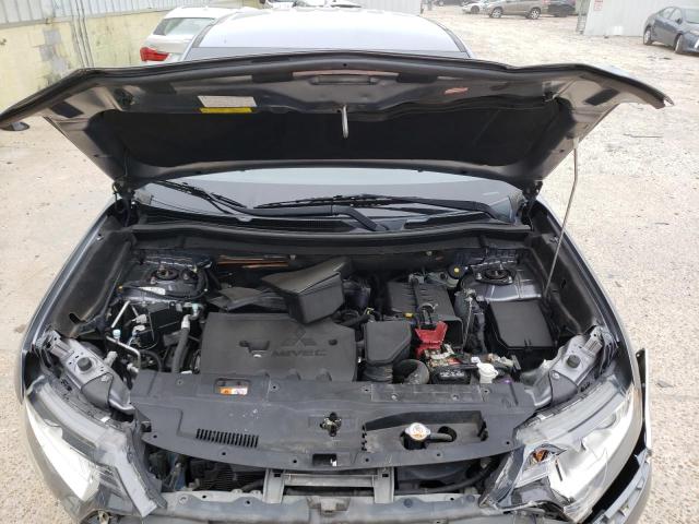 Photo 12 from auction – 2017 MITSUBISHI OUTLANDER with VIN JA4AZ2A30HZ027957