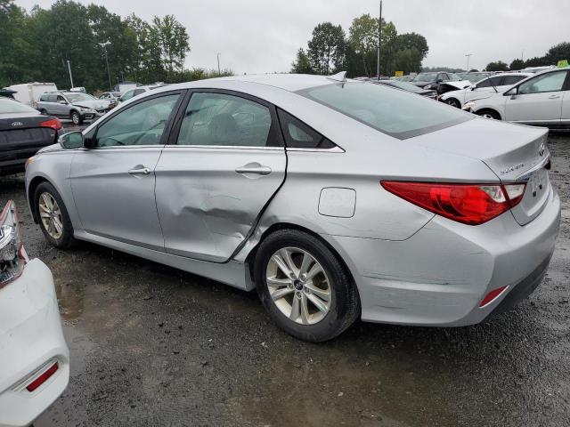 Photo 2 from auction – 2014 HYUNDAI SONATA GLS with VIN 5NPEB4AC4EH877813