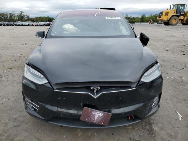 Photo 5 from auction – 2017 TESLA MODEL X with VIN 5YJXCDE26HF069523
