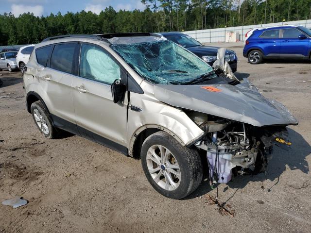 Photo 4 from auction – 2017 FORD ESCAPE SE with VIN 1FMCU0GD0HUC42720