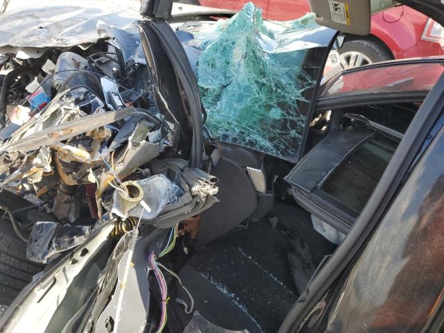 Снимка 8 от търг – 2005 CHRYSLER PACIFICA T с VIN 2C4GM68425R475921
