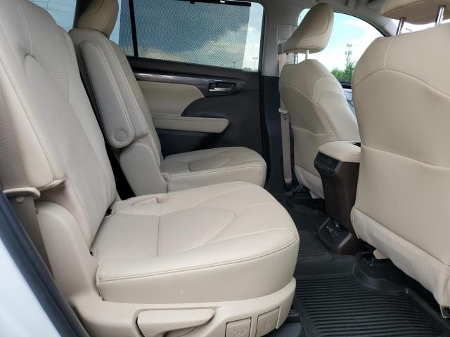 Photo 11 from auction – 2022 TOYOTA HIGHLANDER with VIN 5TDXBRCH6NS555327