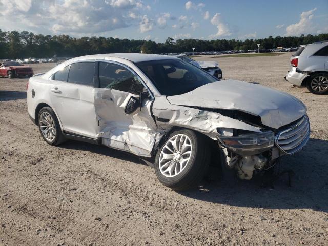 Photo 4 from auction – 2016 FORD TAURUS LIM with VIN 1FAHP2F86GG138804