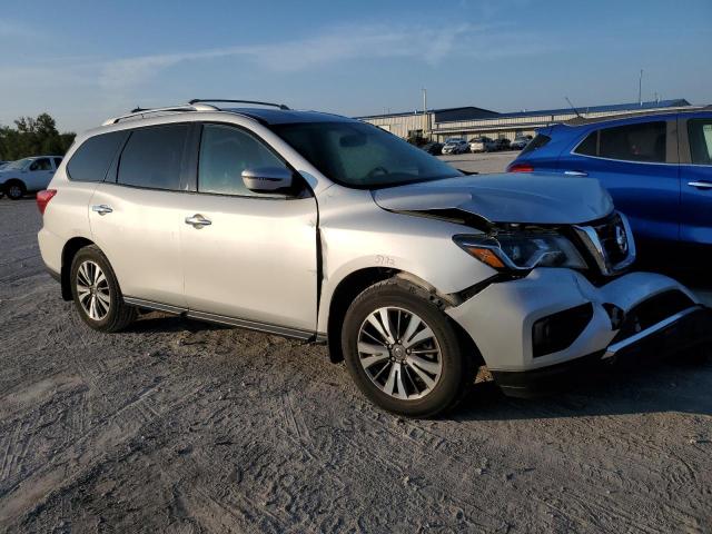Photo 4 from auction – 2017 NISSAN PATHFINDER with VIN 5N1DR2MNXHC913492