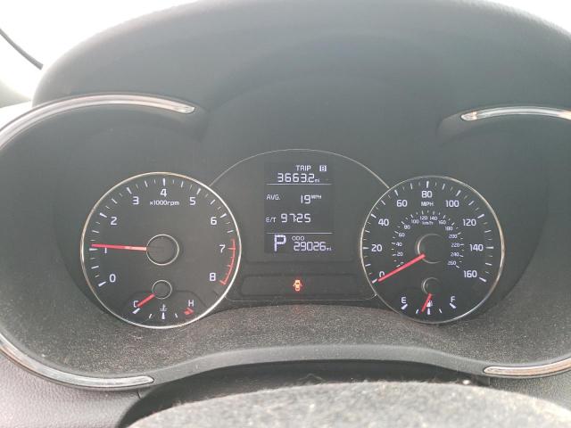 Photo 9 from auction – 2016 KIA FORTE LX with VIN KNAFK4A60G5588541