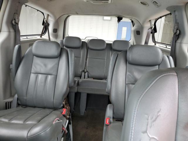 Photo 10 from auction – 2010 CHRYSLER TOWN & COU with VIN 2A4RR5D17AR172654