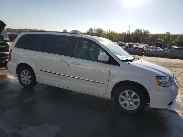 Photo 4 from auction – 2012 CHRYSLER TOWN & COU with VIN 2C4RC1BG3CR186772