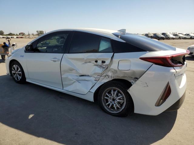 Photo 2 from auction – 2018 TOYOTA PRIUS PRIM with VIN JTDKARFP3J3102570