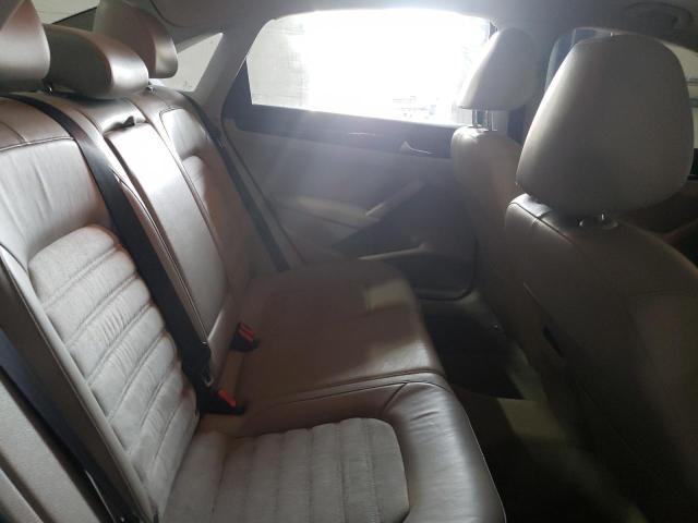Photo 10 from auction – 2015 VOLKSWAGEN PASSAT SEL with VIN 1VWCV7A37FC010089