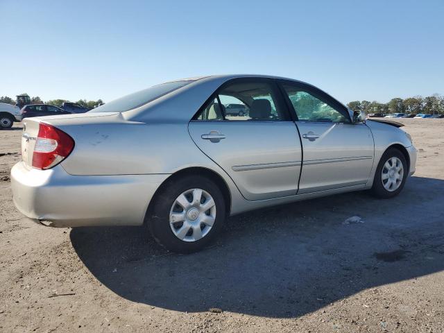 Photo 3 from auction – 2003 TOYOTA CAMRY with VIN 4T1BE32K03U747374