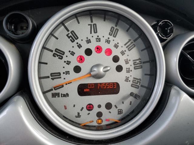 Photo 9 from auction – 2003 MINI COOPER with VIN WMWRC334X3TC42621