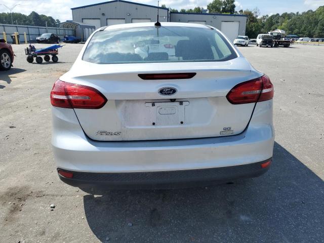 Photo 6 from auction – 2017 FORD FOCUS SE with VIN 1FADP3FE4HL305888