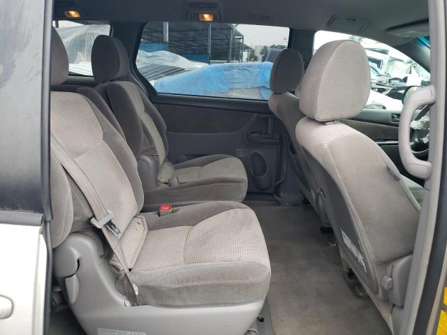 Photo 10 from auction – 2010 TOYOTA SIENNA CE with VIN 5TDKK4CC9AS293654