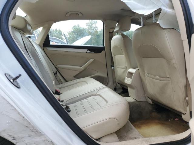 Photo 10 from auction – 2012 VOLKSWAGEN PASSAT SE with VIN 1VWBM7A32CC067729