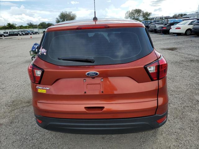 Photo 6 from auction – 2019 FORD ESCAPE S with VIN 1FMCU0F74KUA38697