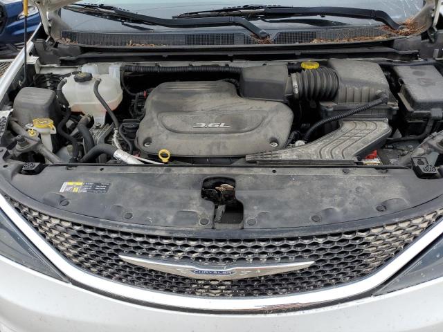 Photo 12 from auction – 2017 CHRYSLER PACIFICA L with VIN 2C4RC1CG0HR608583