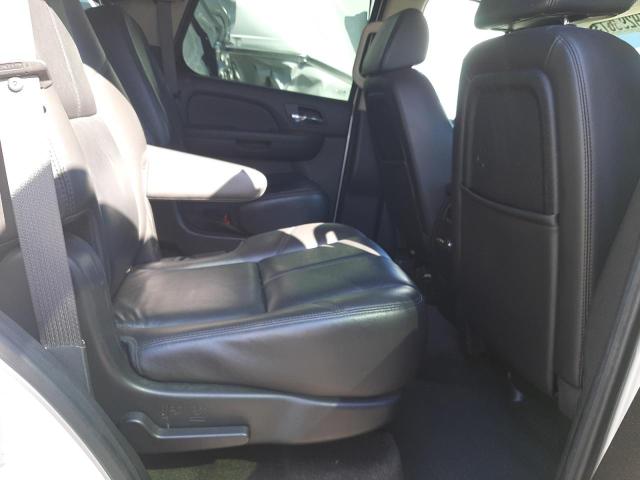 Photo 11 from auction – 2008 GMC YUKON with VIN 1GKFC13008R262017