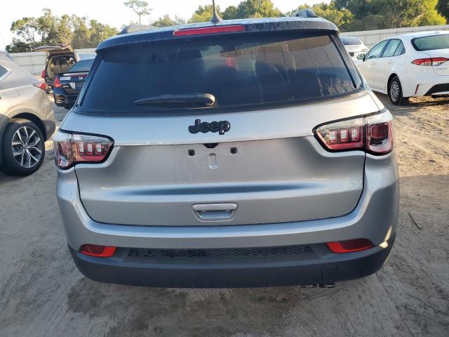 Photo 6 from auction – 2022 JEEP COMPASS LA with VIN 3C4NJCBB1NT213357