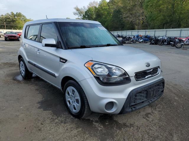 Photo 4 from auction – 2013 KIA SOUL with VIN KNDJT2A55D7754333