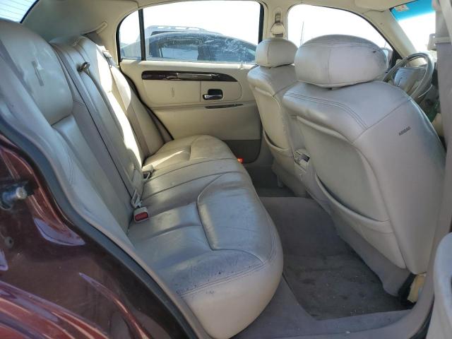 Photo 10 from auction – 2000 LINCOLN TOWN CAR C with VIN 1LNHM83W2YY796796