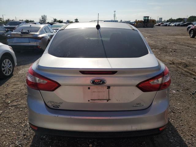 Zdjęcie 6 z aukcji – 2013 FORD FOCUS SE z VIN 1FADP3F21DL133058