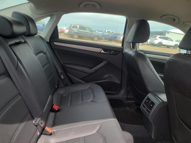 Photo 10 from auction – 2015 VOLKSWAGEN PASSAT SE with VIN 1VWBT7A39FC016591