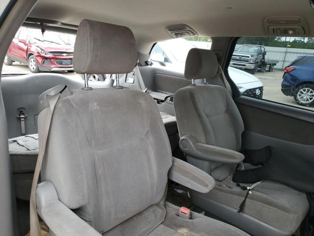 Photo 11 from auction – 2004 TOYOTA SIENNA CE with VIN 5TDZA23C64S030256
