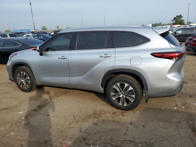 Photo 2 from auction – 2021 TOYOTA HIGHLANDER with VIN 5TDGZRBH4MS113612
