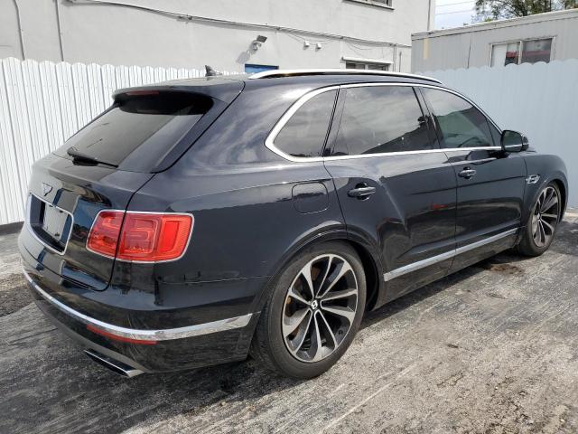 Photo 3 from auction – 2018 BENTLEY BENTAYGA with VIN SJAAC2ZV2JC017759