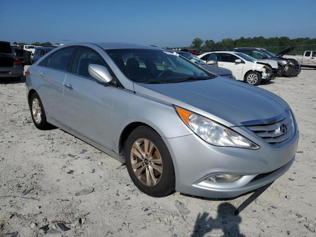 Photo 4 from auction – 2013 HYUNDAI SONATA GLS with VIN 5NPEB4AC0DH624017