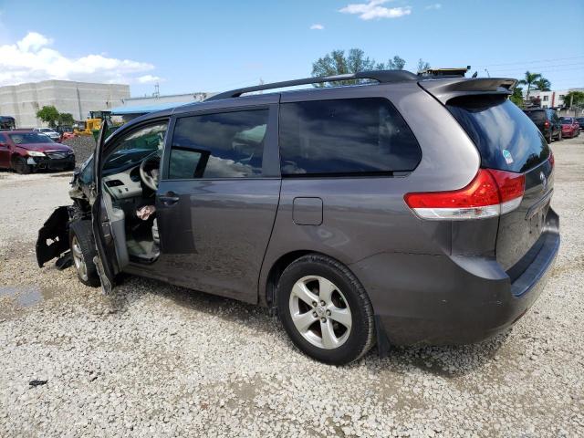 Photo 2 from auction – 2013 TOYOTA SIENNA LE with VIN 5TDKK3DC5DS356360