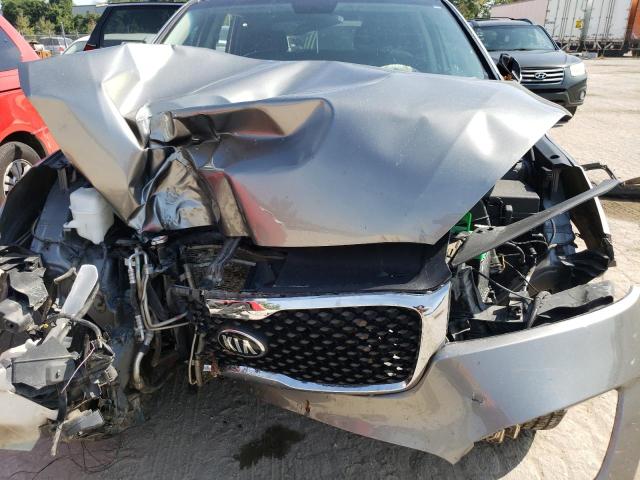 Photo 12 from auction – 2016 KIA SORENTO LX with VIN 5XYPG4A33GG170481