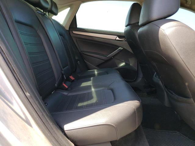 Photo 10 from auction – 2015 VOLKSWAGEN PASSAT SE with VIN 1VWBS7A35FC058758
