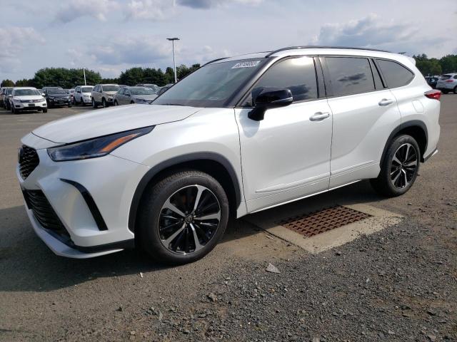 Photo 1 from auction – 2022 TOYOTA HIGHLANDER with VIN 5TDLZRBH3NS236690