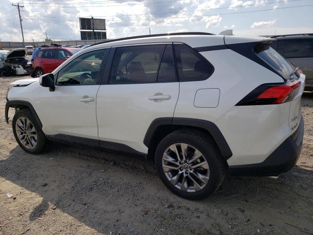 Photo 2 from auction – 2022 TOYOTA RAV4 XLE P with VIN JTMC1RFV2ND091919