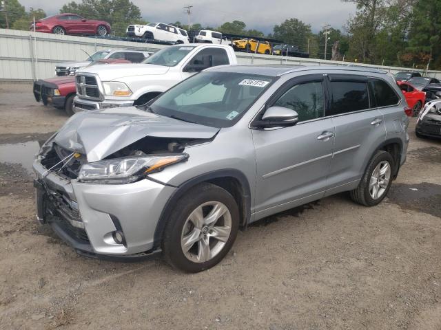 TOYOTA HIGHLANDER 2017 with VIN 5TDYZRFH2HS229573 - Photo from auction
