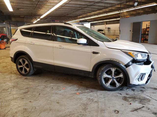 Photo 4 from auction – 2017 FORD ESCAPE SE with VIN 1FMCU0GDXHUB28711
