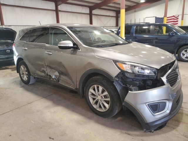 Photo 4 from auction – 2016 KIA SORENTO LX with VIN 5XYPG4A32GG123670