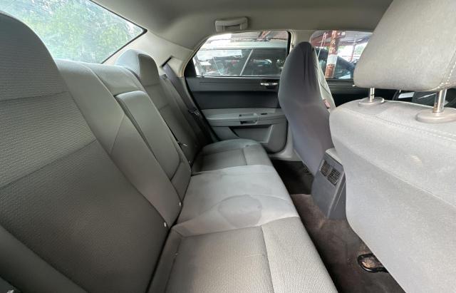 Photo 6 from auction – 2005 CHRYSLER 300 with VIN 2C3JA43R45H675991