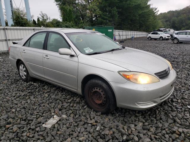 Photo 4 from auction – 2004 TOYOTA CAMRY LE with VIN 4T1BE32K04U830384
