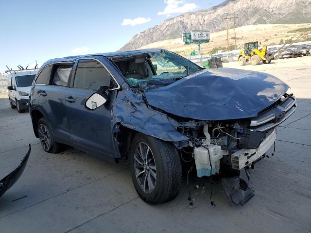 Photo 4 from auction – 2019 TOYOTA HIGHLANDER with VIN 5TDJZRFH6KS726585