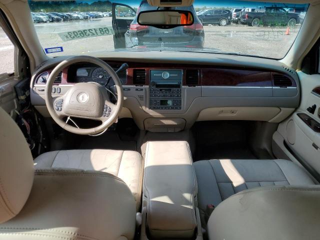 Photo 8 from auction – 2003 LINCOLN TOWN CAR E with VIN 1LNHM81W63Y602976