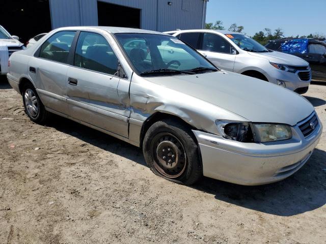 Photo 4 from auction – 2001 TOYOTA CAMRY LE with VIN 4T1BF22K81U958617