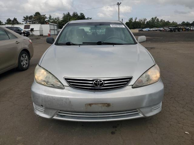 Photo 5 from auction – 2005 TOYOTA CAMRY LE with VIN 4T1BE32K95U099326