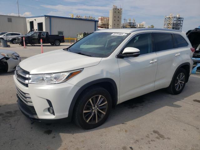 TOYOTA HIGHLANDER 2017 مع رقم تعريف المركبة 5TDKZRFH6HS520924 - صورة من المزاد