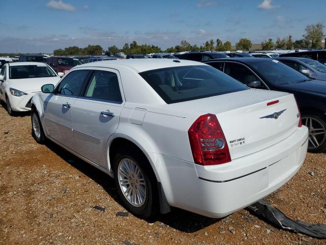 Photo 2 from auction – 2010 CHRYSLER 300 TOURIN with VIN 2C3CA1CVXAH255828