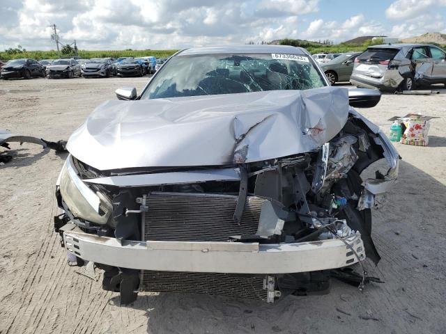 Photo 5 from auction – 2017 HONDA CIVIC LX with VIN 19XFC2F53HE075777