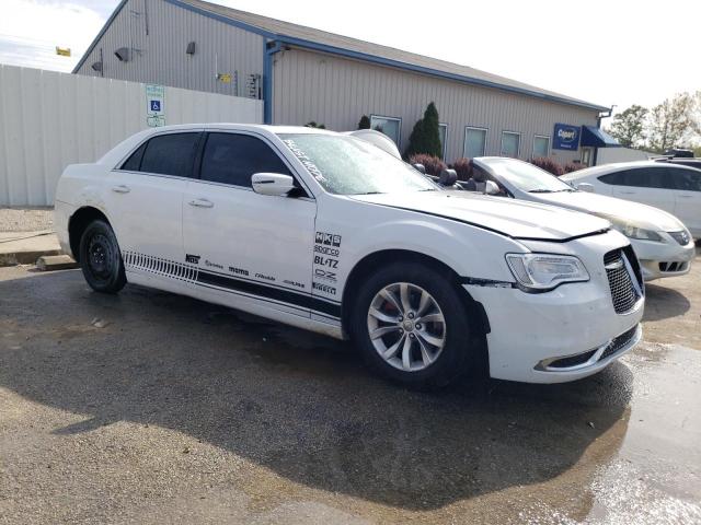 Photo 4 from auction – 2015 CHRYSLER 300 LIMITE with VIN 2C3CCAAG3FH931137