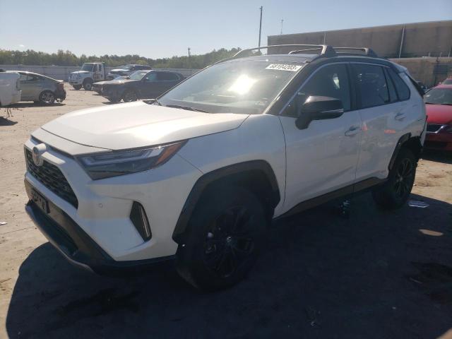 TOYOTA RAV4 XSE 2022 with VIN 4T3E6RFV2NU068038 - Photo from auction