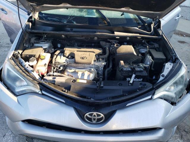 Photo 11 from auction – 2017 TOYOTA RAV4 LE with VIN 2T3ZFREV8HW348909